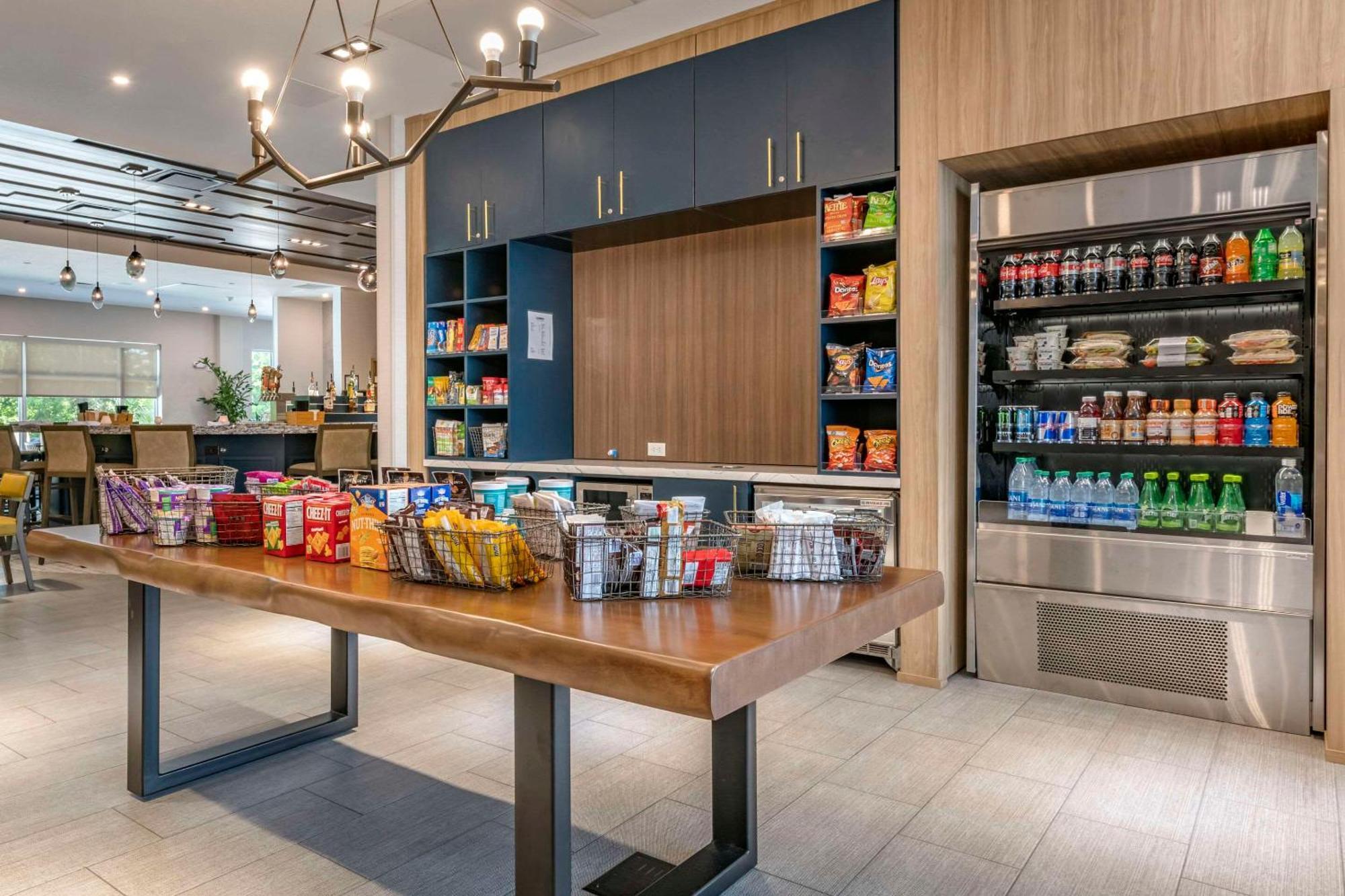 Cambria Hotel Orlando Airport Экстерьер фото